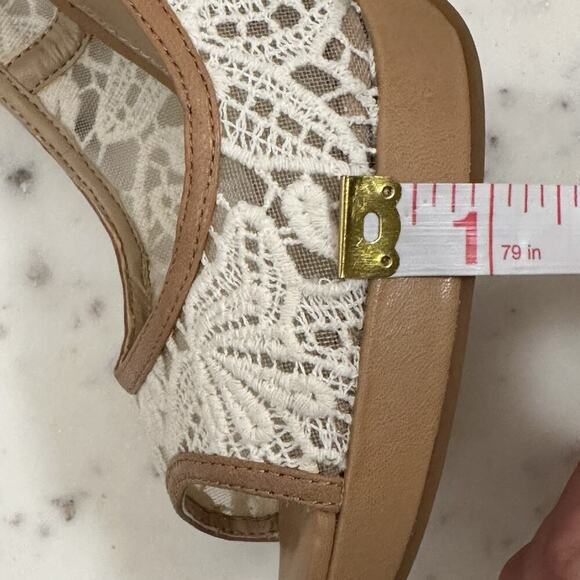 Antonio‎ Melani | Women’s 7.5 | Cream Lace Peep-Toe Heels | Bridal Boho Chic - Picture 16 of 17